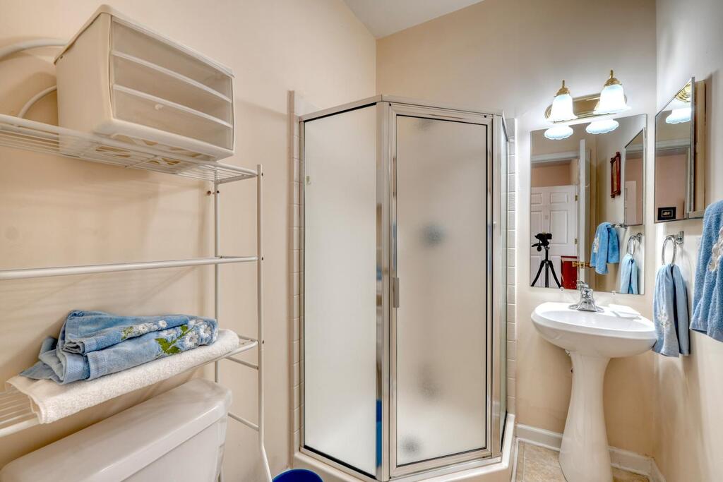 121 River Street Property Photo 26