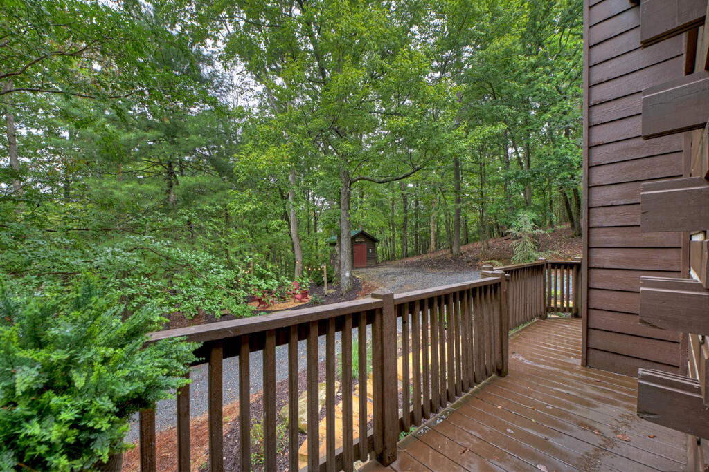 392 Cascades Lane Property Photo 31