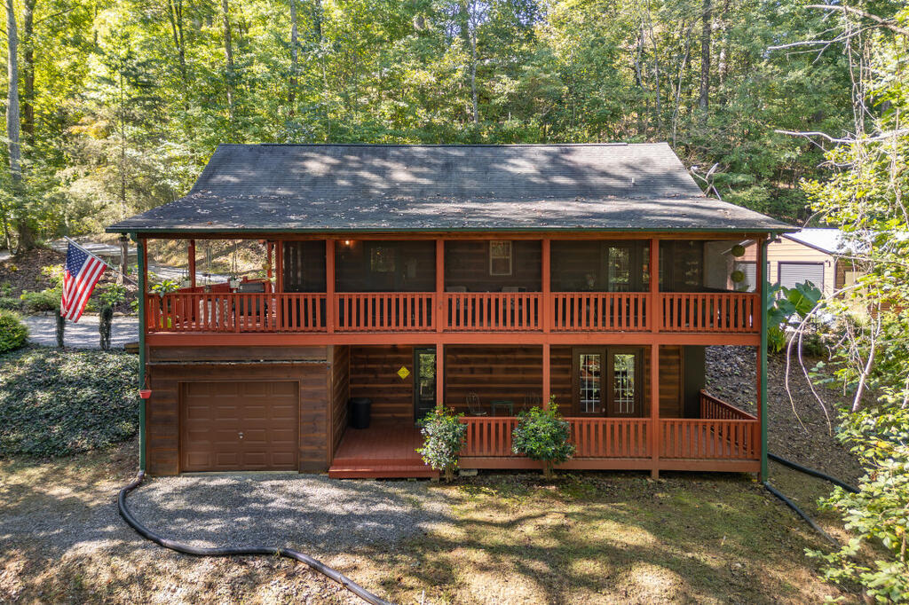 327 Eagles Nest Lane Property Photo 14