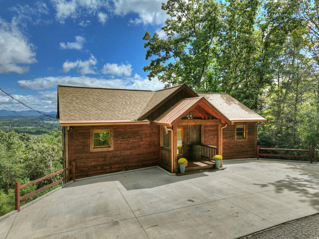411 Highland Circle Property Photo 9