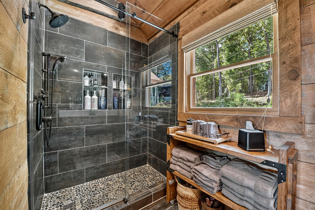 411 Highland Circle Property Photo 44