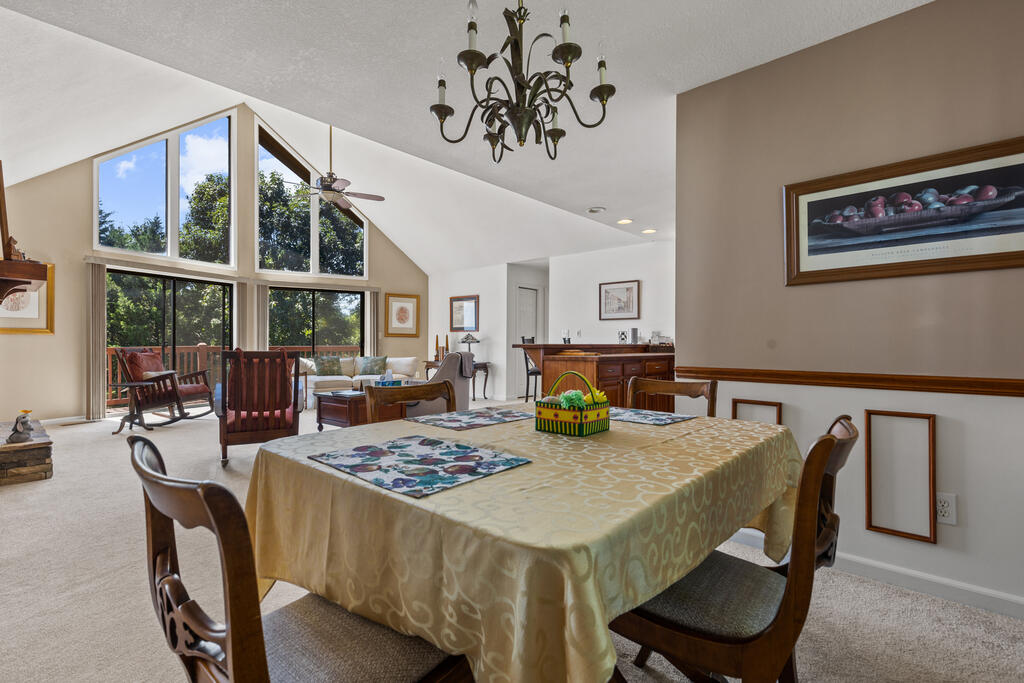 567 Mountain Top Road Property Photo 22