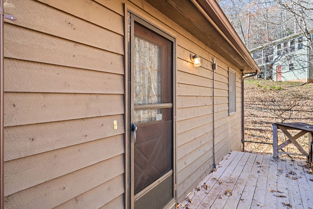668 Tay Walk Way Property Photo 14