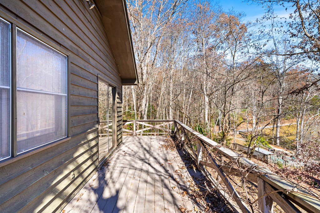 668 Tay Walk Way Property Photo 15