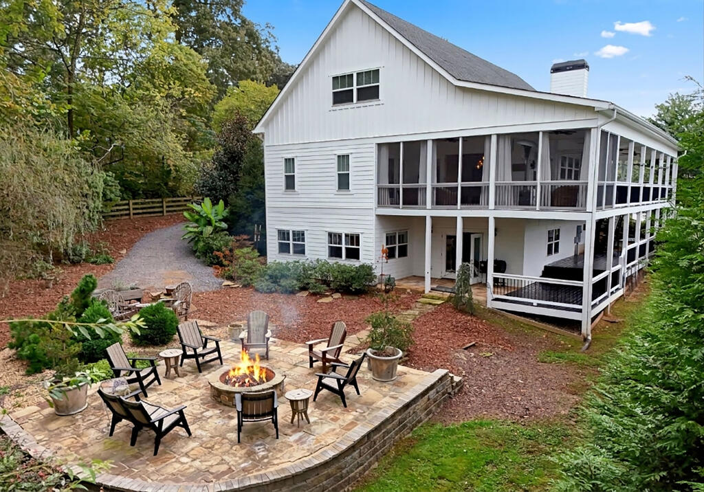 41 Hall Street Property Photo 7