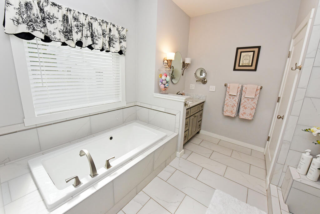 41 Hall Street Property Photo 37