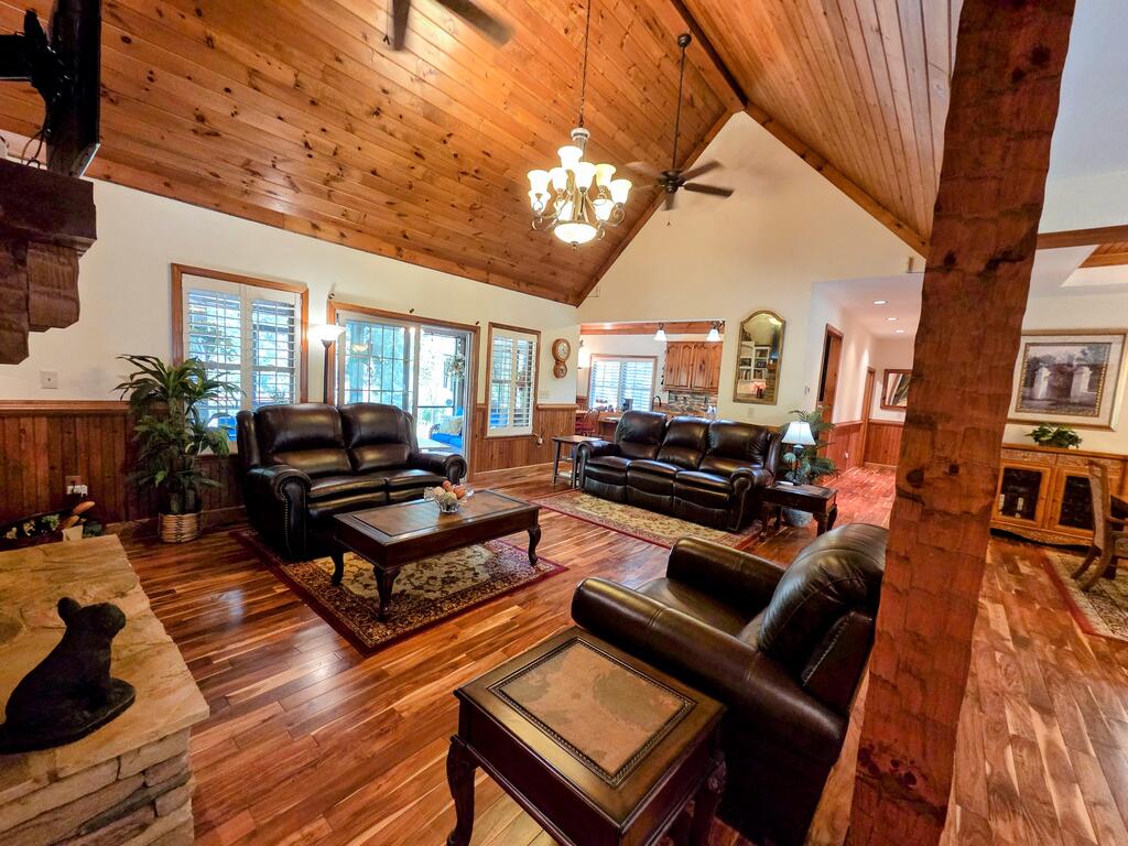 159 Apple Blossom Road Property Photo 8