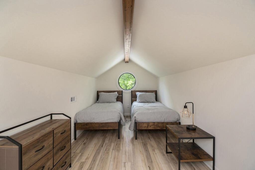 834 Lower Bell Creek Road Property Photo 14