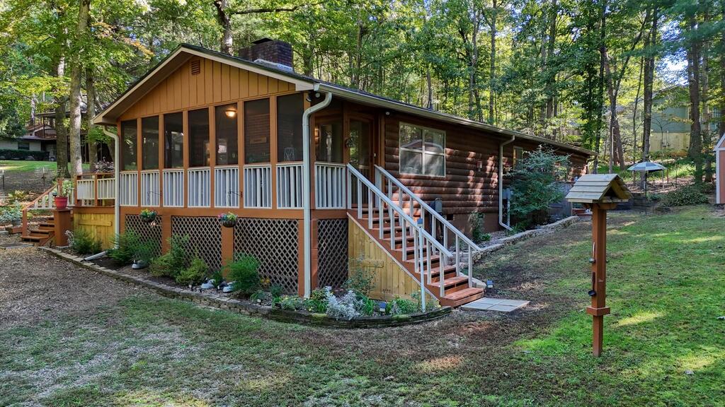103 Lakeside Drive Property Photo 1