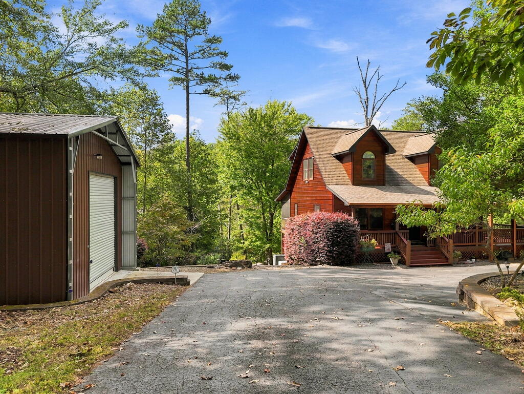 218 Kings Farm Road Property Photo 8