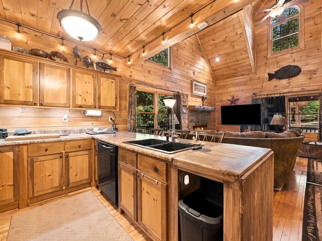 218 Kings Farm Road Property Photo 16