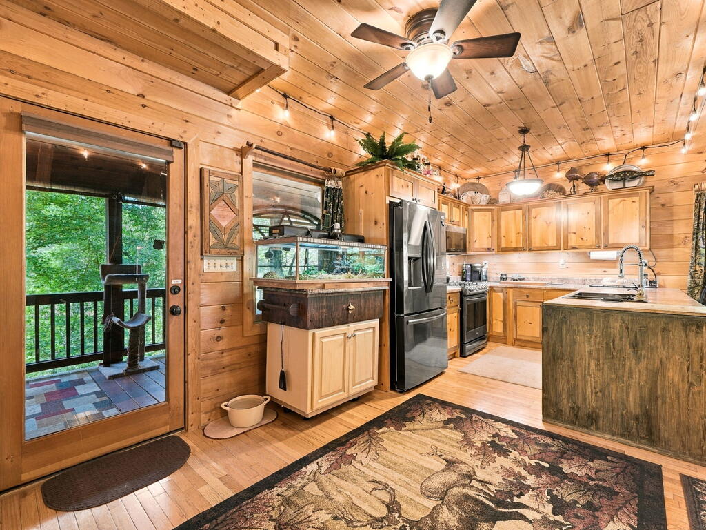 218 Kings Farm Road Property Photo 18