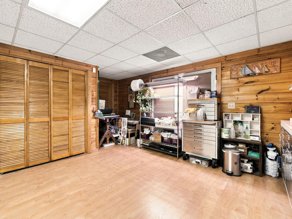 218 Kings Farm Road Property Photo 35