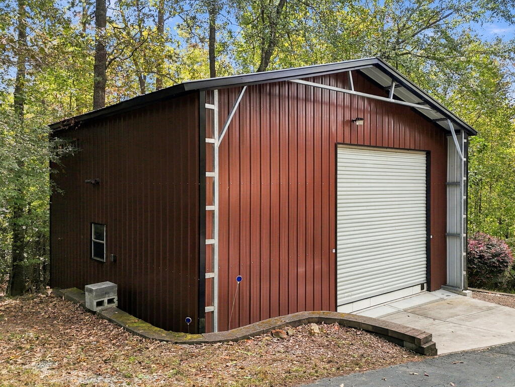 218 Kings Farm Road Property Photo 43