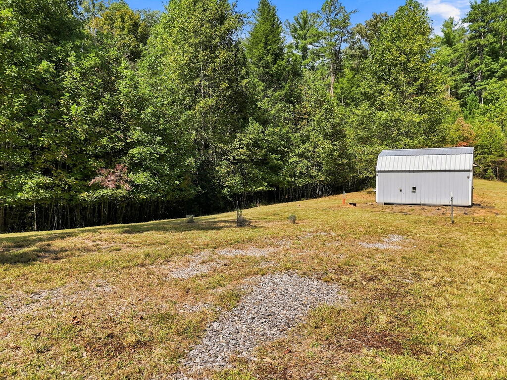 218 Kings Farm Road Property Photo 49