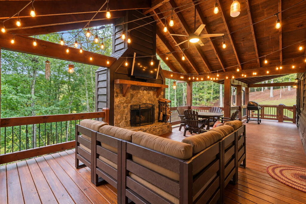 24 Jared Road Property Photo 5