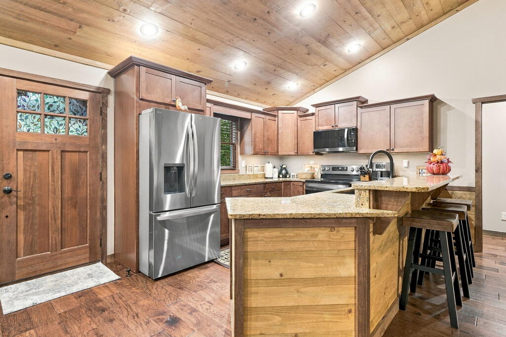 24 Jared Road Property Photo 10