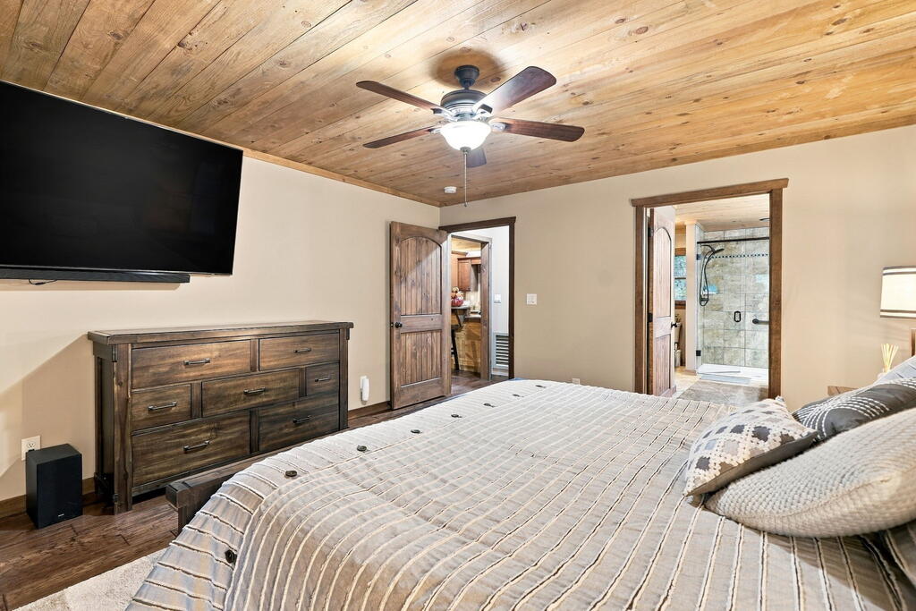24 Jared Road Property Photo 17