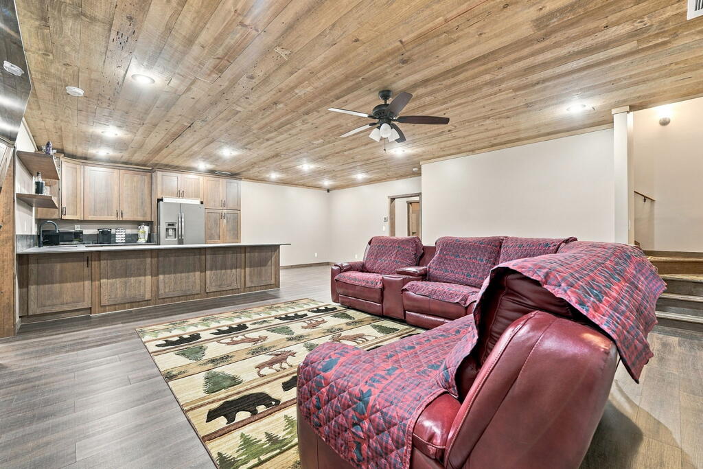 24 Jared Road Property Photo 35