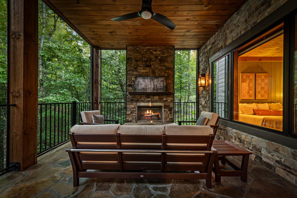 248 Weaver Creek Overlook Property Photo 48