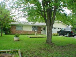 310 SE 12th Property Photo 1