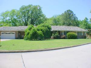 1704 Brookfield Property Photo 1