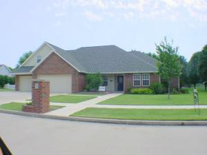 2809 Summerfield Property Photo 1
