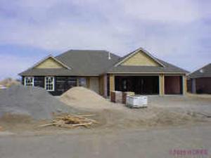 2011 E Graham Property Photo 1