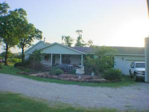 432542 E 320 Property Photo 1