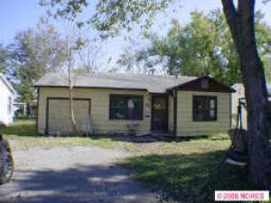 17 OAK Street Property Photo 1