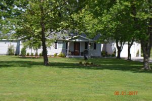 5286 N 430 Property Photo 1