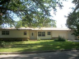 808 SE 15th Street Property Photo 1