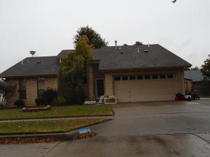 1305 Lakeview Drive Property Photo 1