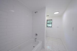 27400 S 630 Road Property Photo 9