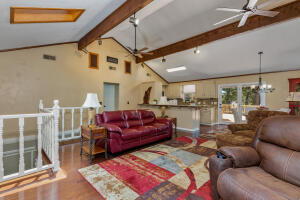 451642 Goshawk Lane Property Photo 15