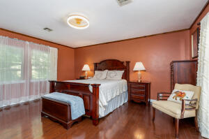 451642 Goshawk Lane Property Photo 17