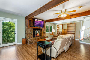 451642 Goshawk Lane Property Photo 29
