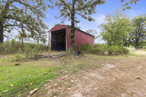 68596 E 385 Road Property Photo 28