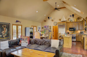 451514 Pheasant Circle Property Photo 5