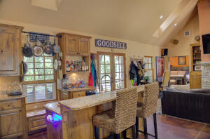 451514 Pheasant Circle Property Photo 10