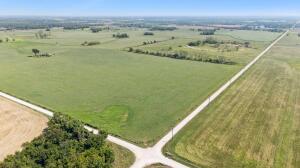 3991 S 600 Road Property Photo 1