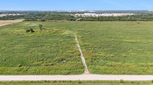 3991 S 600 Road Property Photo 30