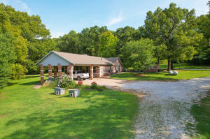 64795 E 202 Road Property Photo 4