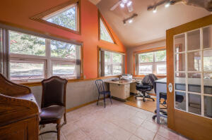 64795 E 202 Road Property Photo 35