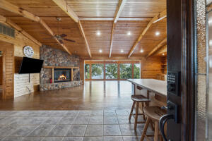 5342 E 524 Road Property Photo 5