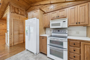 5342 E 524 Road Property Photo 13