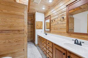 5342 E 524 Road Property Photo 20