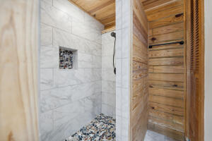 5342 E 524 Road Property Photo 21