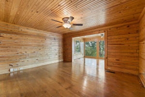 5342 E 524 Road Property Photo 22
