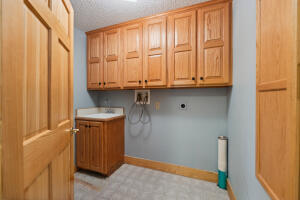 5342 E 524 Road Property Photo 23